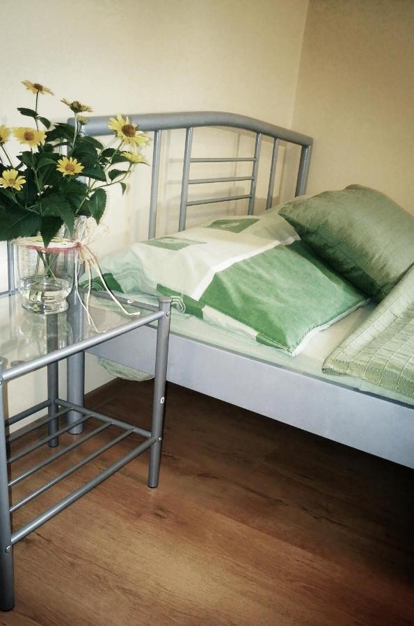Przylesie Appartement Uniejow Buitenkant foto